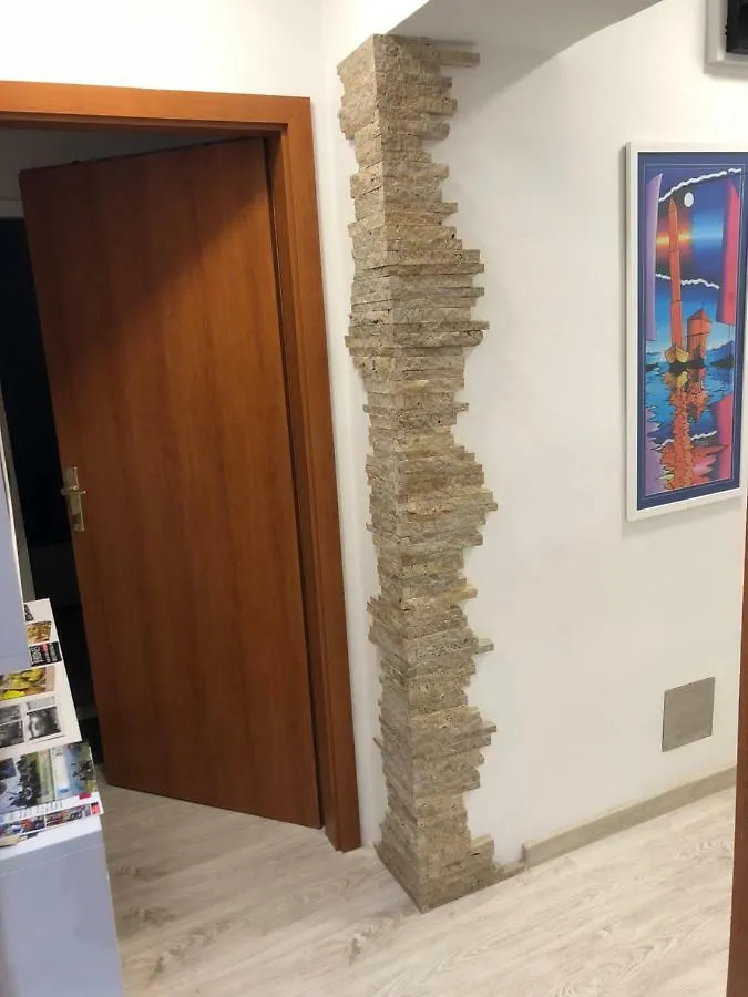 Apartment B&J Very Near Center Of Town Split