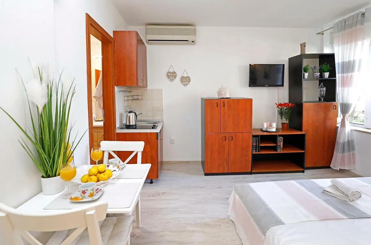 Apartment B&J Very Near Center Of Town Split 0*,  Croatia